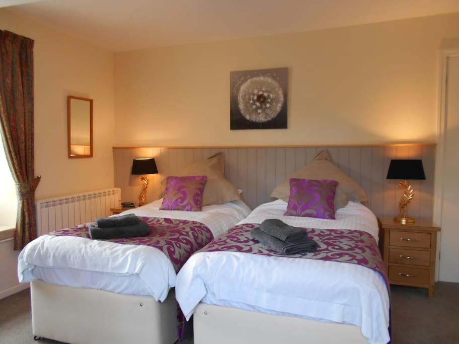 The Granary, Old Corn Mill, Yorkshire Dales Apartment West Burton Exterior photo